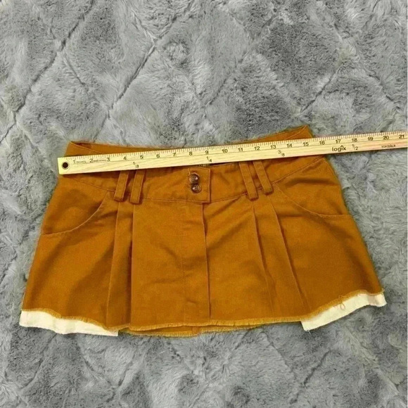Urban Outfitters BDG Pleated Low Rise Micro Skirt Tan Brown Preppy Academia - Picture 10 of 16